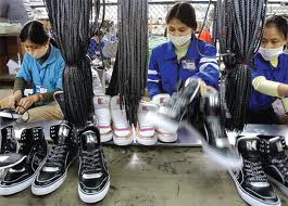 ຫວຽດນາມ ເປັນປະເທດ ສະໜອງເກີບໜັງໃຫຍ່ອັນດັບ 2 ຢູ່ອາເມລິກາ